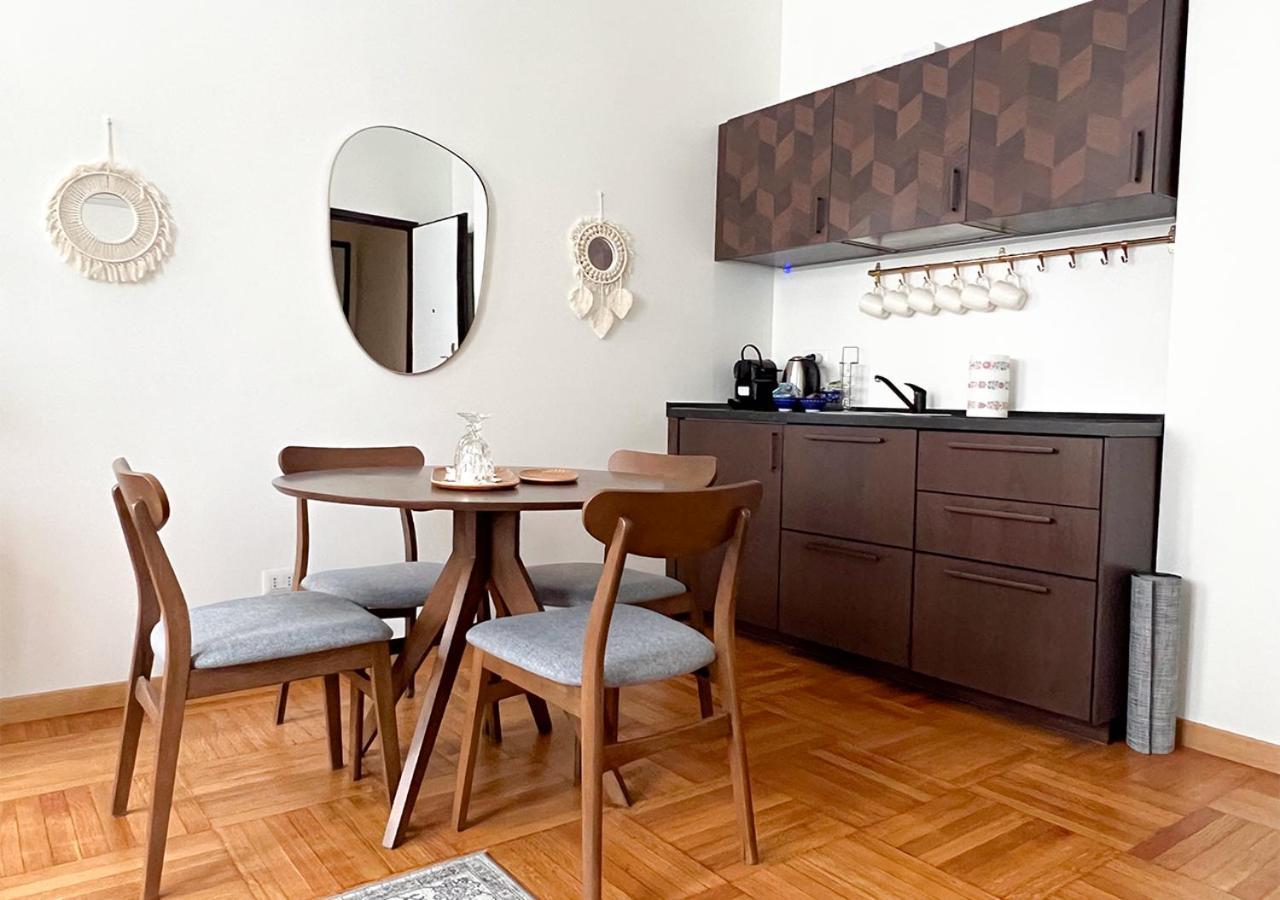 Апартаменты Cozy Duomo - Elegant & Quiet, 300M From Cathedral Милан Экстерьер фото
