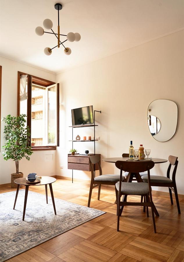 Апартаменты Cozy Duomo - Elegant & Quiet, 300M From Cathedral Милан Экстерьер фото